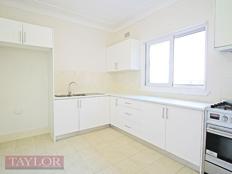 33 Bettington Road, Oatlands NSW 2117