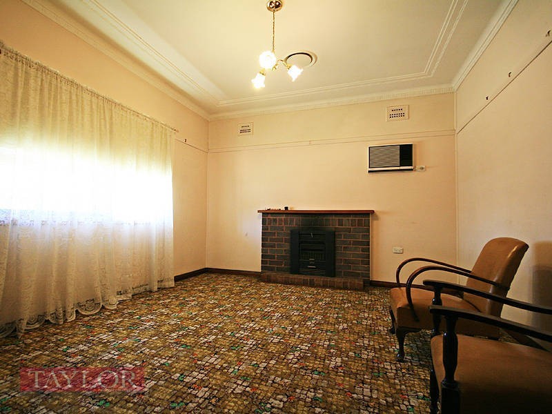 44 Coleman Street, Merrylands NSW 2160