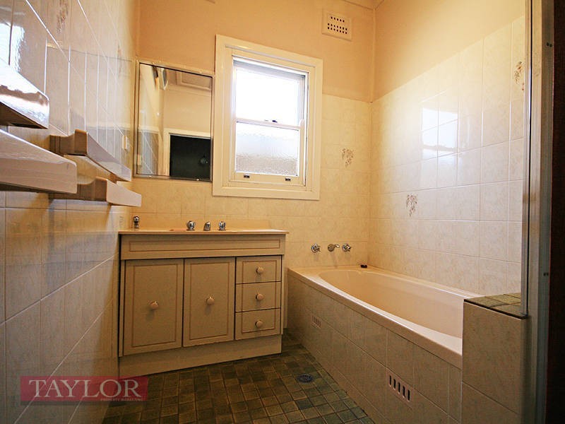 44 Coleman Street, Merrylands NSW 2160