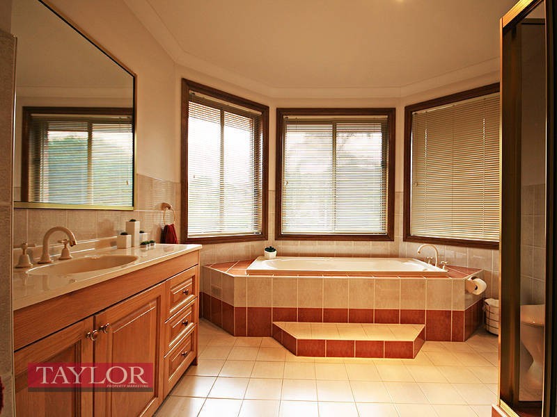 37 Providence Drive, Bella Vista NSW 2153