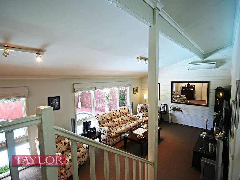 6 Rajola Place, North Rocks NSW 2151