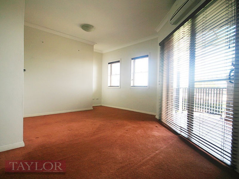 16/15 Governors Way, Oatlands NSW 2117