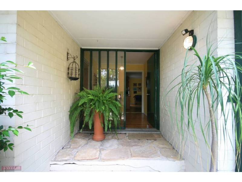 21 Snowdon Avenue, Carlingford NSW 2118