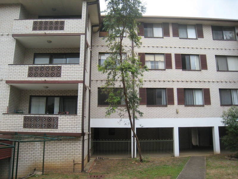 11 24 Wigram Street, Harris Park NSW 2150