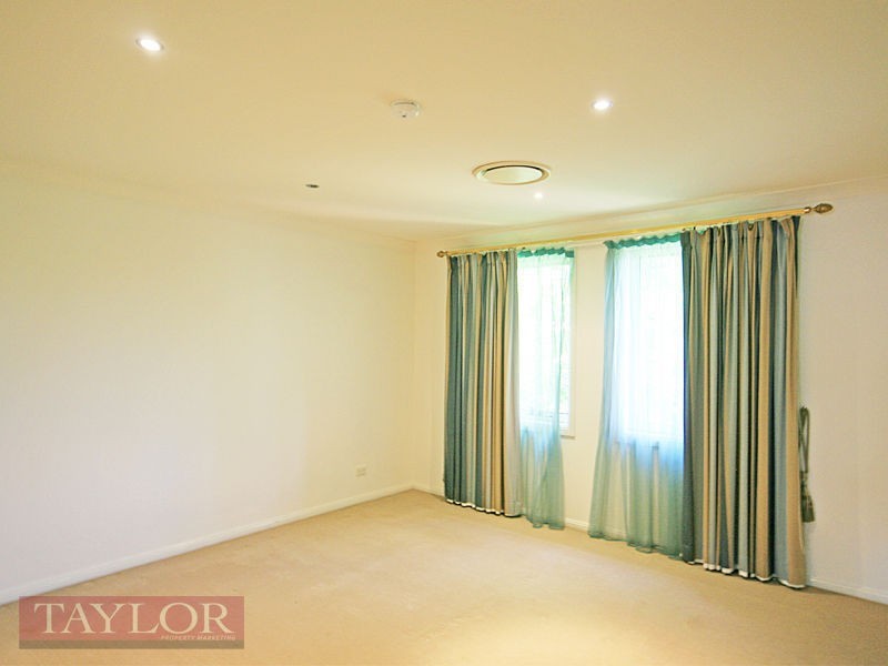 11 The Grove, Oatlands NSW 2117