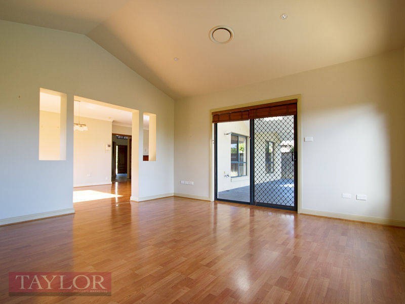 7  Flannan Court, Kellyville NSW 2155