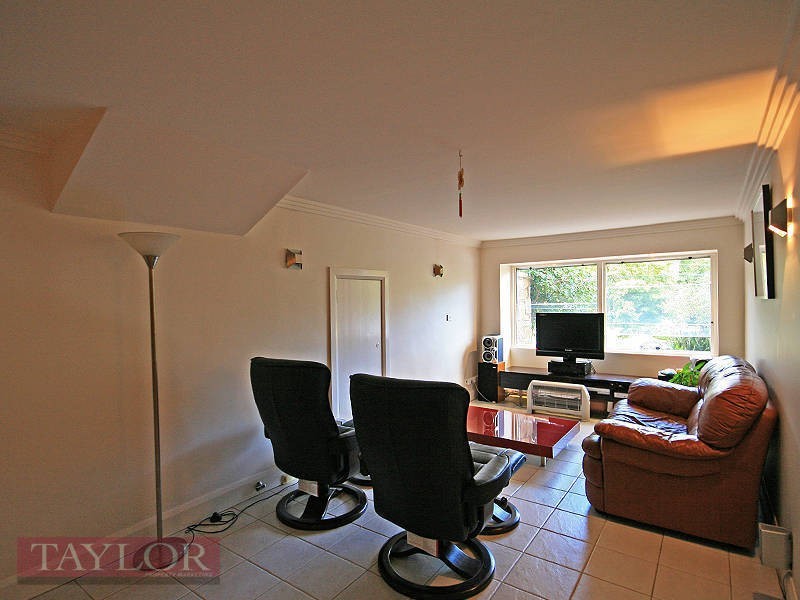 10 Gum Grove Place, West Pennant Hills NSW 2125