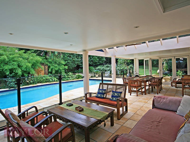 10 Gum Grove Place, West Pennant Hills NSW 2125