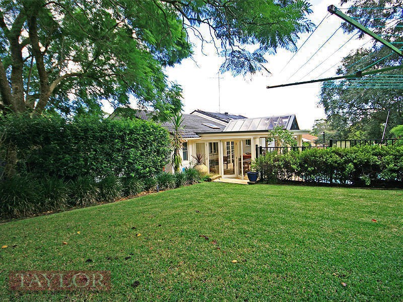 10 Gum Grove Place, West Pennant Hills NSW 2125