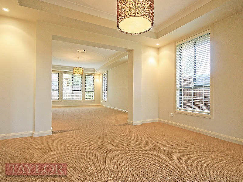 5 Cornelius Place, Kellyville NSW 2155