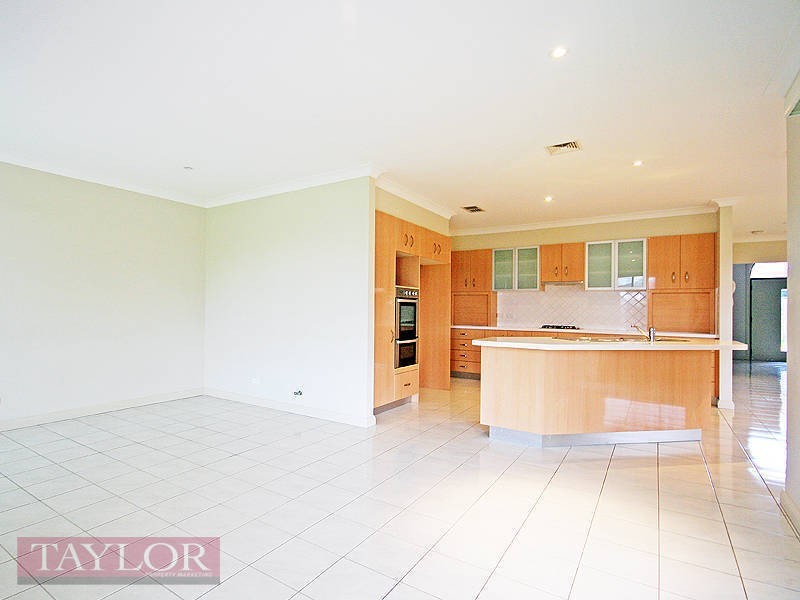 5 Cornelius Place, Kellyville NSW 2155