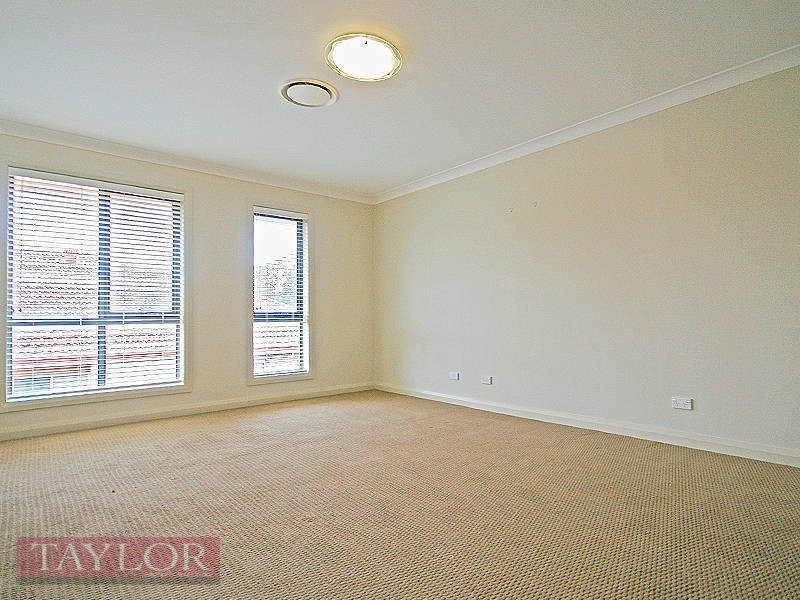 5 Cornelius Place, Kellyville NSW 2155