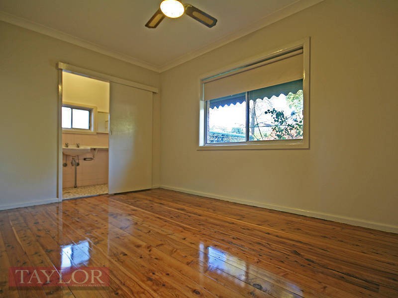 17 Alanas Avenue, Oatlands NSW 2117