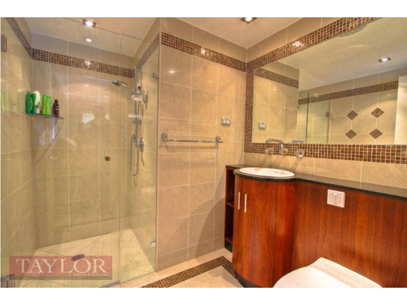 3 Hunterford Crescent, Oatlands NSW 2117