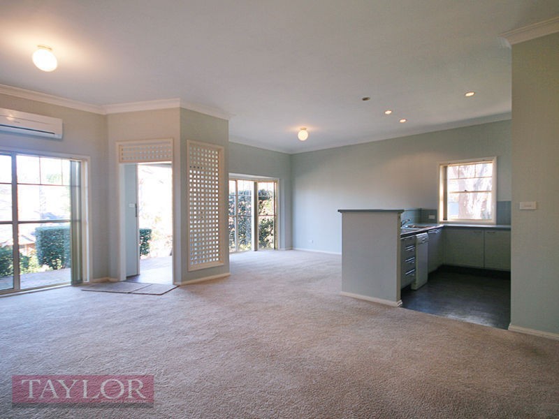 24/40 Strathalbyn Drive, Oatlands NSW 2117