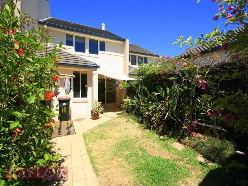 11 The Grove, Oatlands NSW 2117