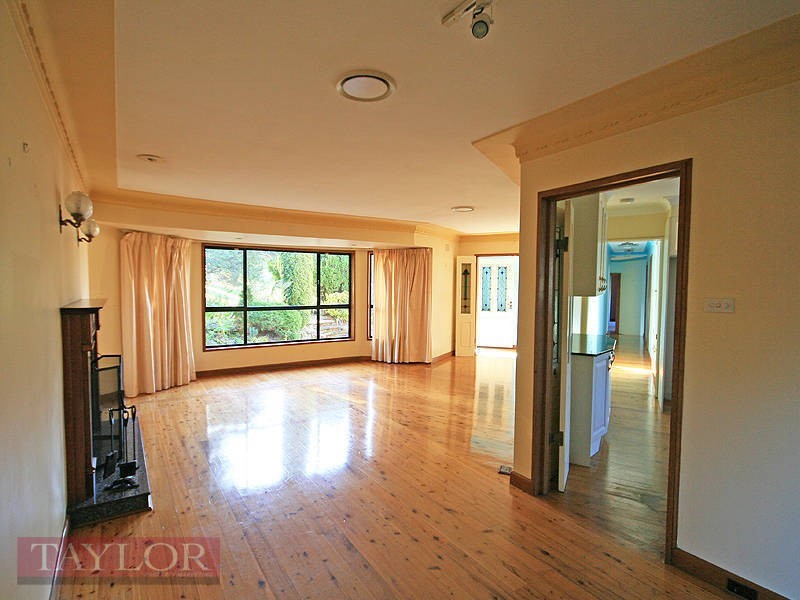 1 Parkham Road, Oatlands NSW 2117