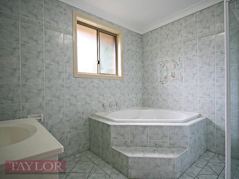 11 Wyoming Avenue, Oatlands NSW 2117