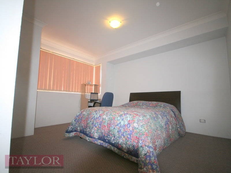 - 529 Merrylands Road, Merrylands NSW 2160