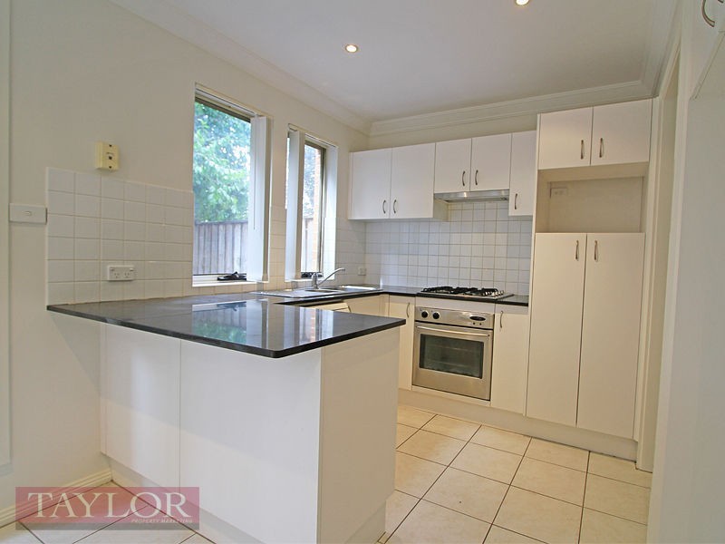 8 The Mews, Oatlands NSW 2117