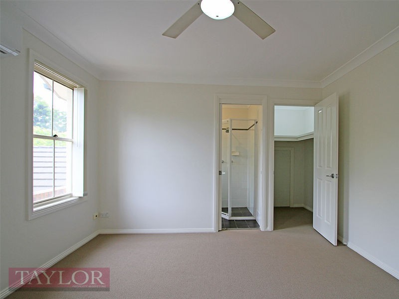 8 The Mews, Oatlands NSW 2117