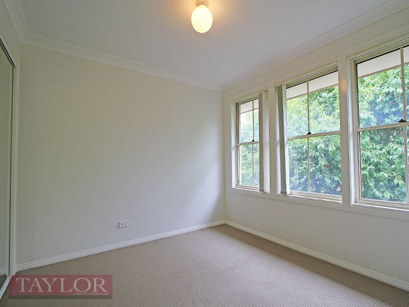 8 The Mews, Oatlands NSW 2117