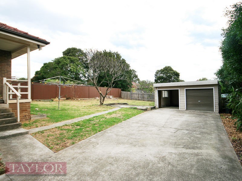 8 Prindle Street, Oatlands NSW 2117