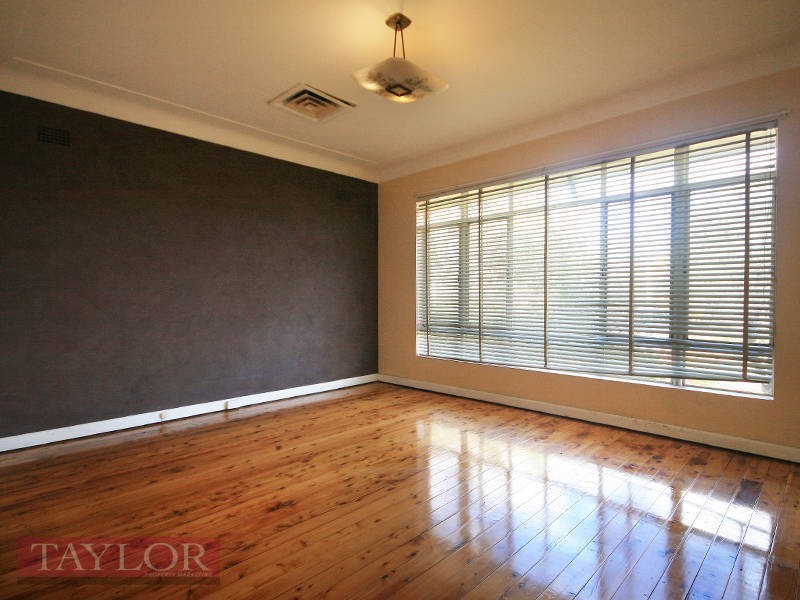 5 Oatlands Crescent, Oatlands NSW 2117