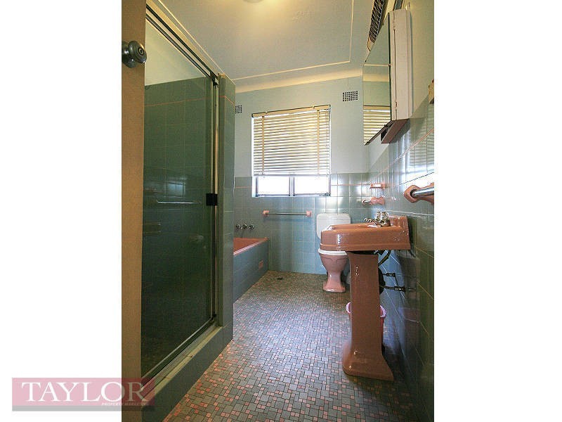 5 Oatlands Crescent, Oatlands NSW 2117