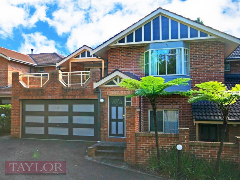 40 Strathalbyn Drive, Oatlands NSW 2117