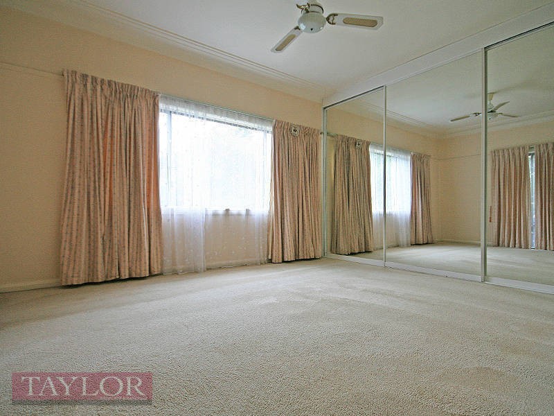 36 Alanas Avenue, Oatlands NSW 2117