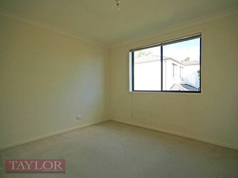 6 Rory Court, Glenwood NSW 2768