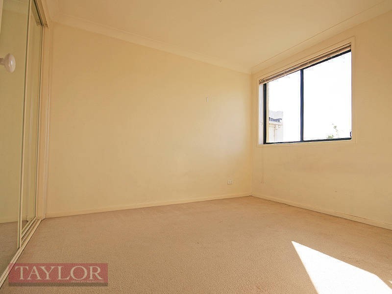 6 Rory Court, Glenwood NSW 2768