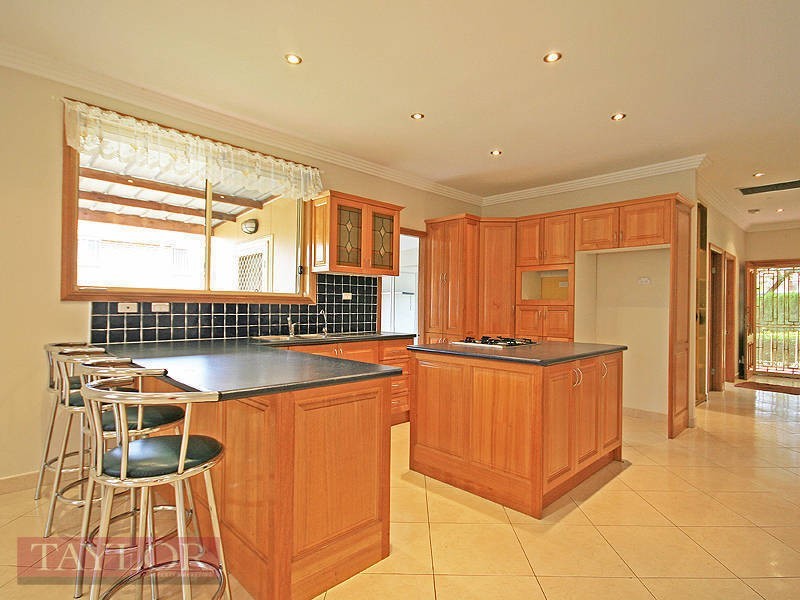 10 Anne Street, Oatlands NSW 2117