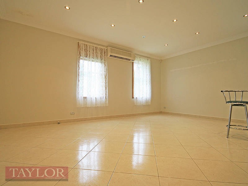 10 Anne Street, Oatlands NSW 2117