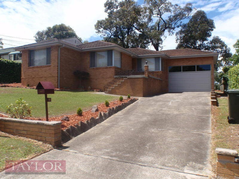 11 Niblick Crescent, Oatlands NSW 2117