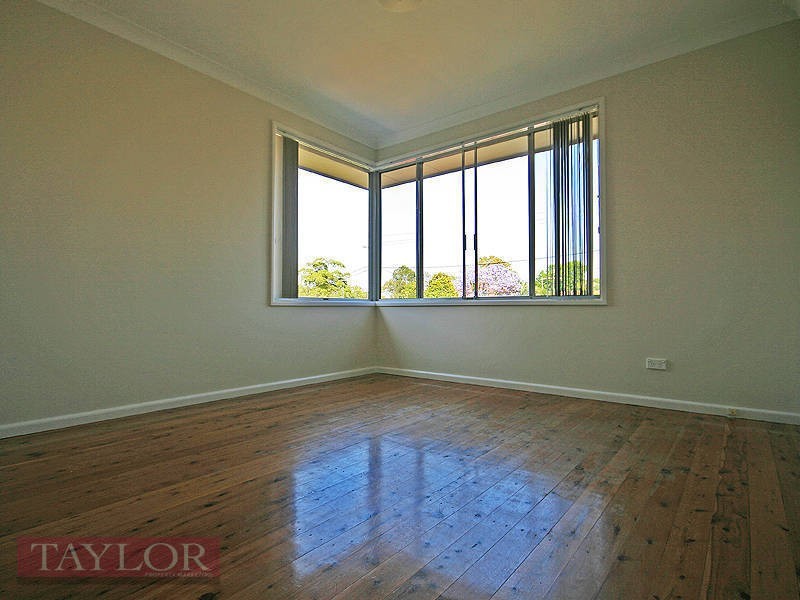 11 Niblick Crescent, Oatlands NSW 2117