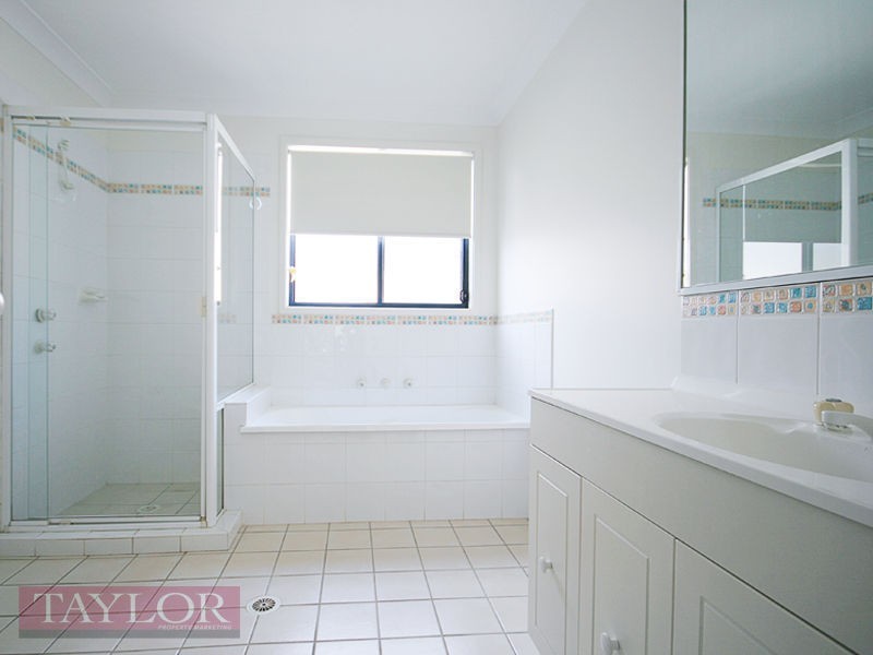 6 Rory Court, Glenwood NSW 2768