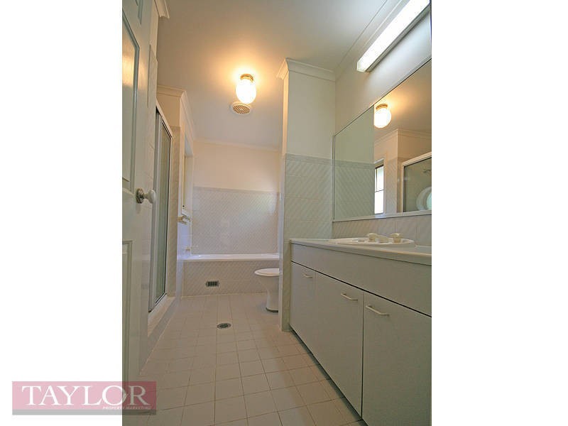 43/40 Strathalbyn Drive, Oatlands NSW 2117