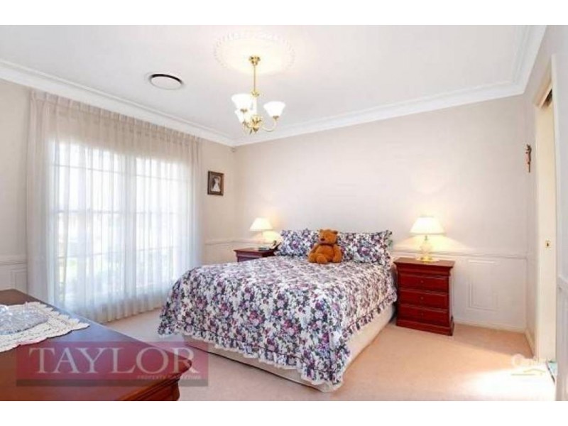 81 Redden Drive, Kellyville NSW 2155