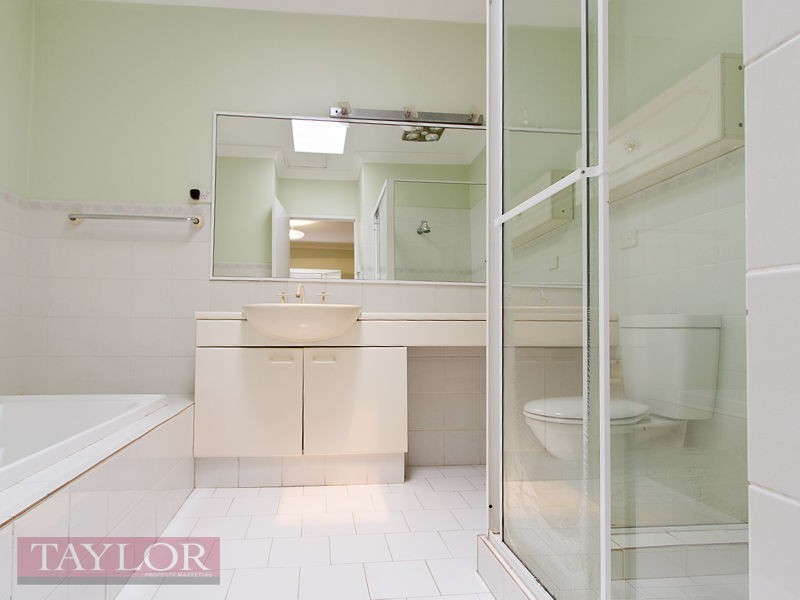 91/40  Strathalbyn Drive, Oatlands NSW 2117