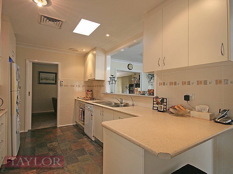 11 Snowdon Avenue, Carlingford NSW 2118