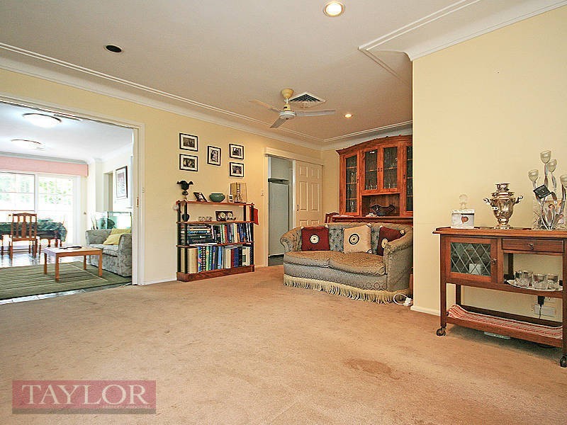 11 Snowdon Avenue, Carlingford NSW 2118