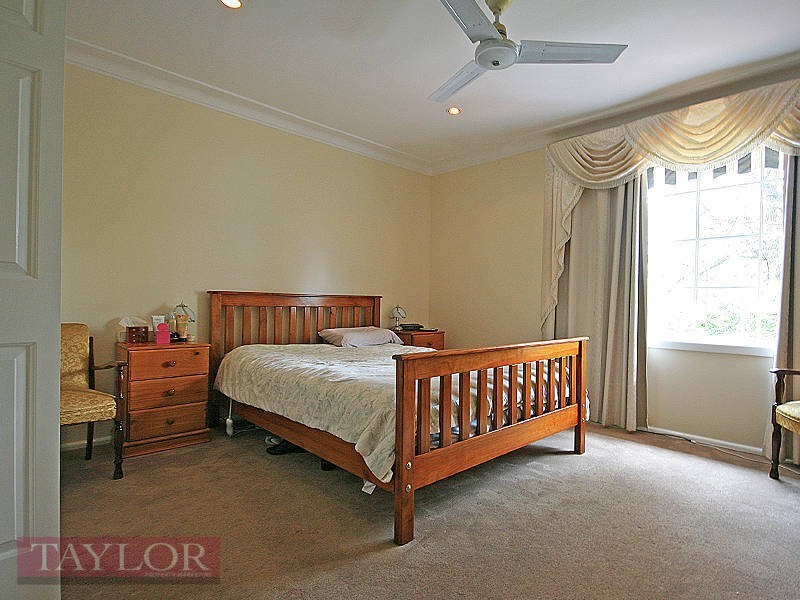 11 Snowdon Avenue, Carlingford NSW 2118