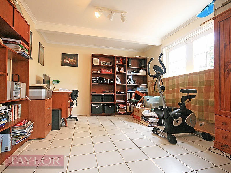 11 Snowdon Avenue, Carlingford NSW 2118