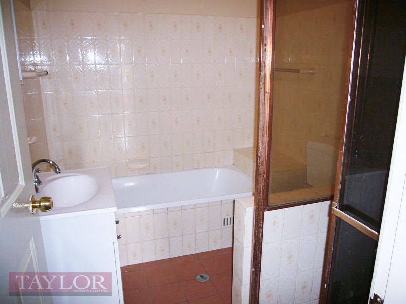 12 Kurrajong Crescent, Blacktown NSW 2148