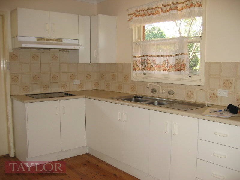 13 Leysdown Avenue, North Rocks NSW 2151