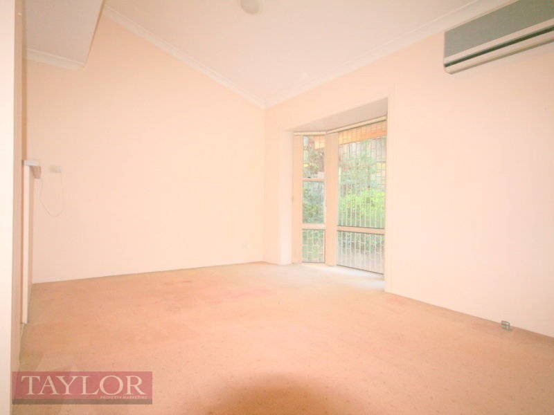 122/40 Strathalbyn Drive, Oatlands NSW 2117