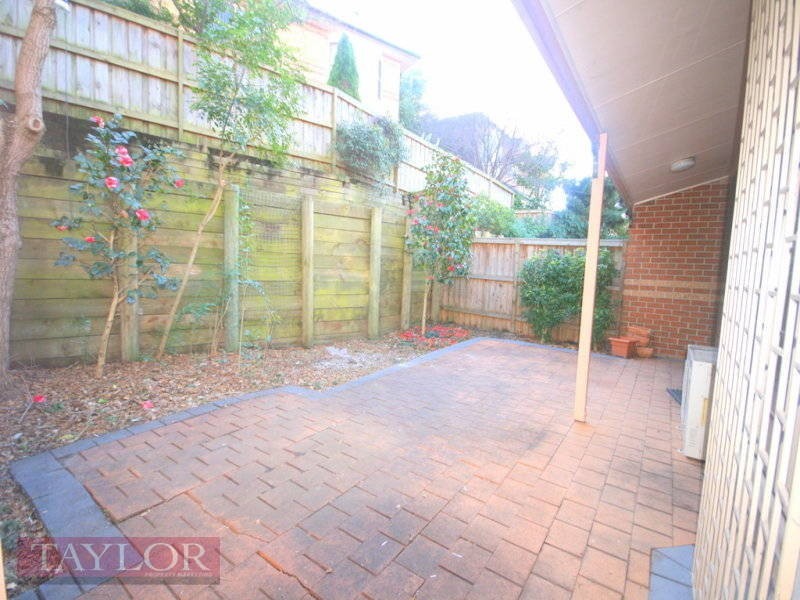 122/40 Strathalbyn Drive, Oatlands NSW 2117