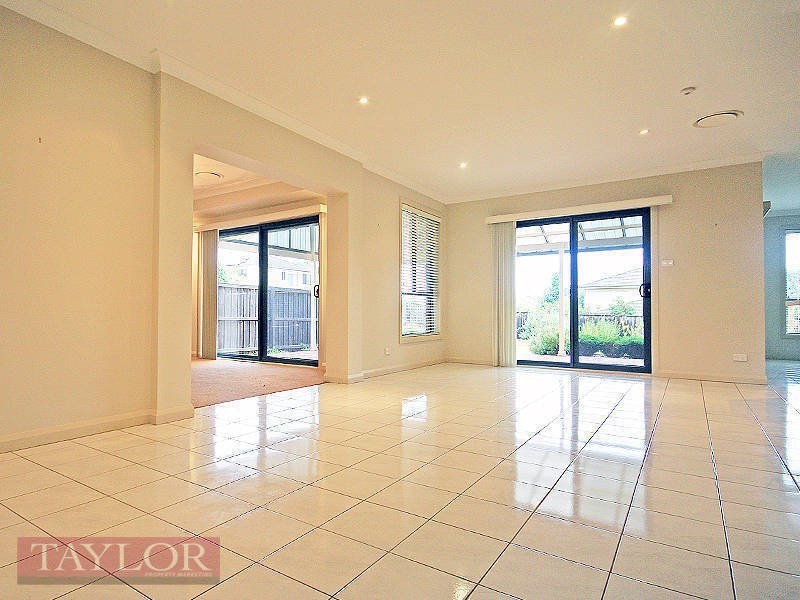 5 Cornelius Place, Kellyville NSW 2155